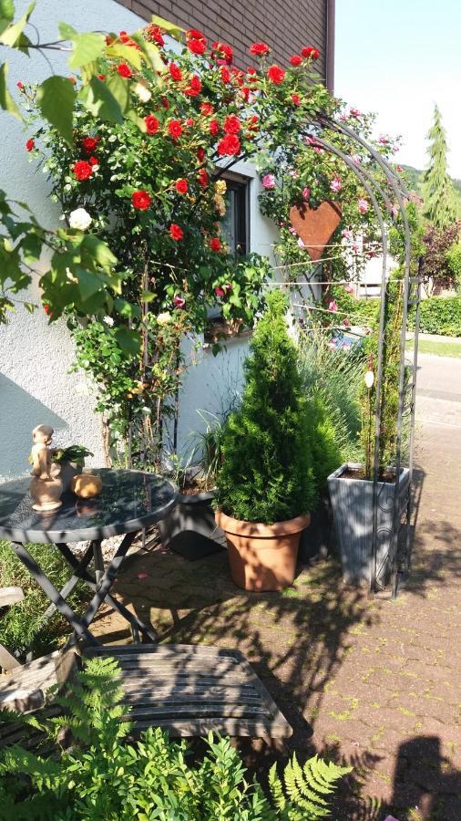 Ferienwohnung Rosentraum Oberotterbach Dış mekan fotoğraf
